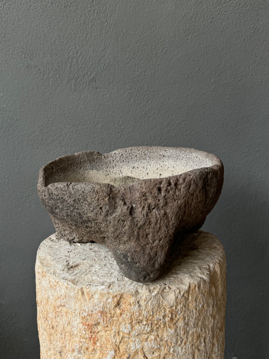 Stone Mortar From San Luis Potosí, Mexico/ Molcajete Antiguo De San Luis Potosí