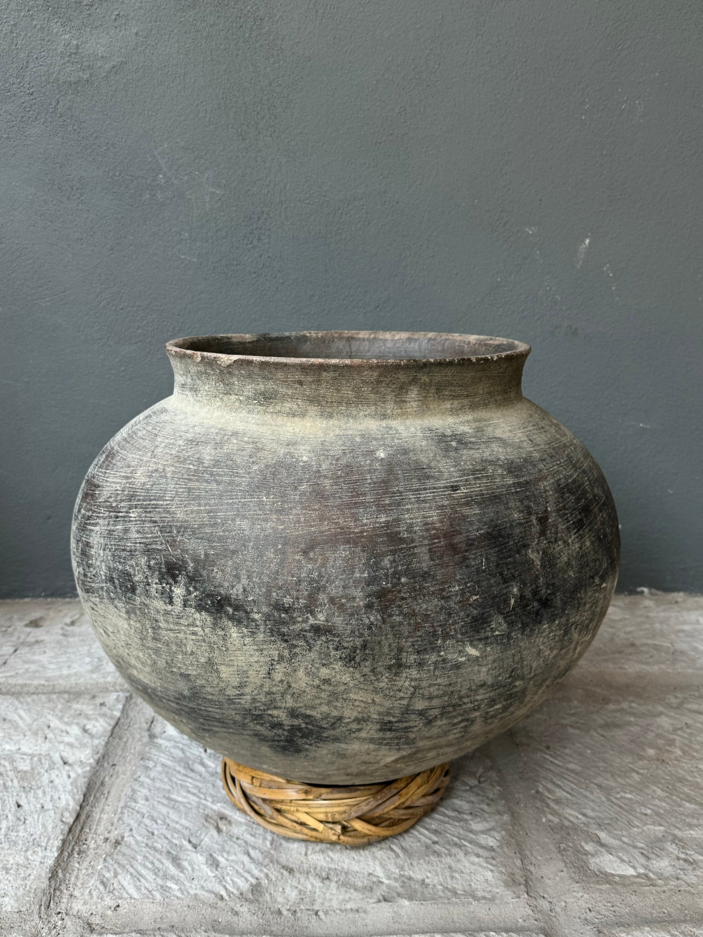 Mixteca Wide Mouth Water Pot From Oaxaca