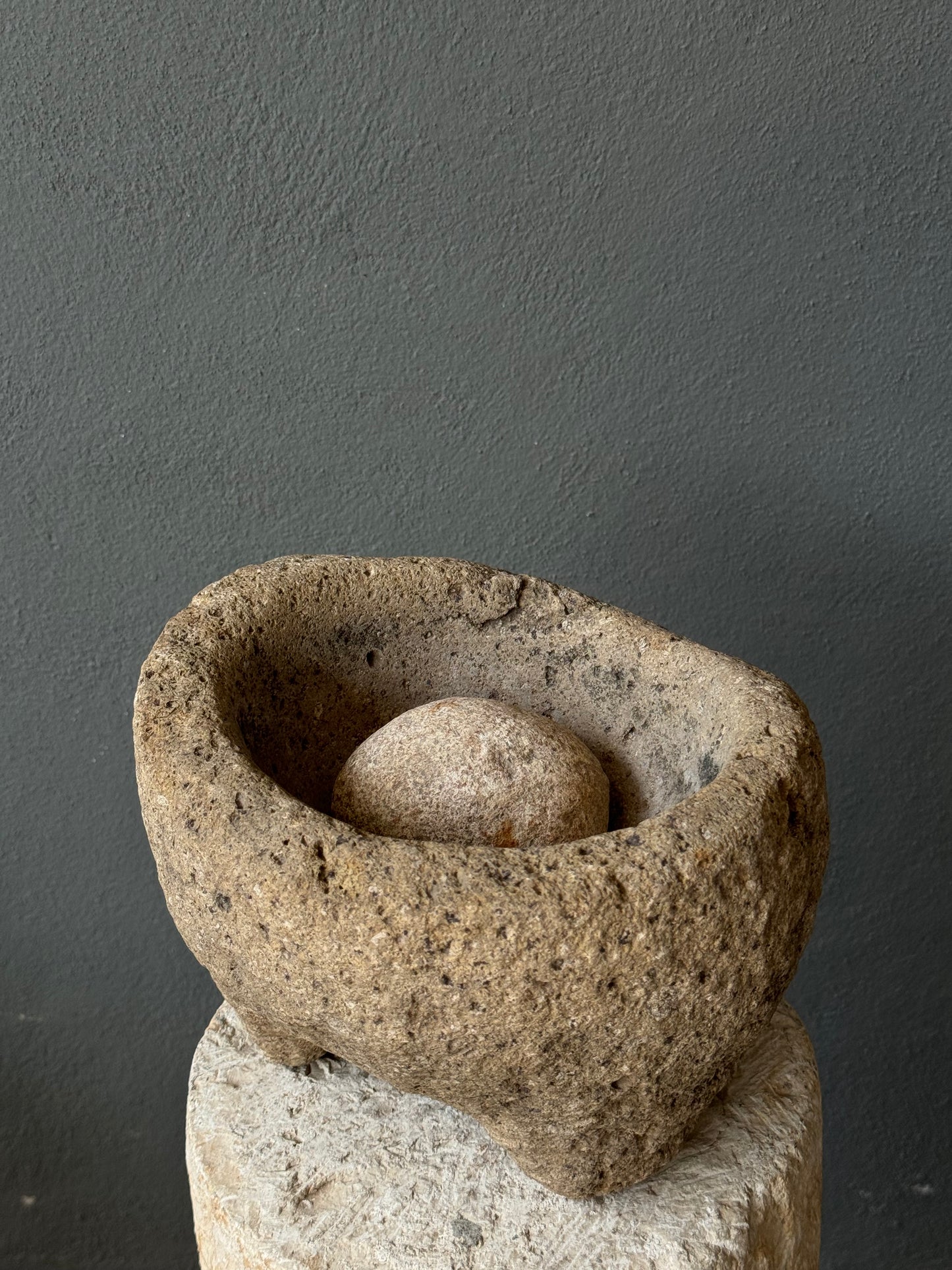 Stone Mortar From San Luis Potosí, Mexico / Molcajete Antiguo De San Luis Potosí